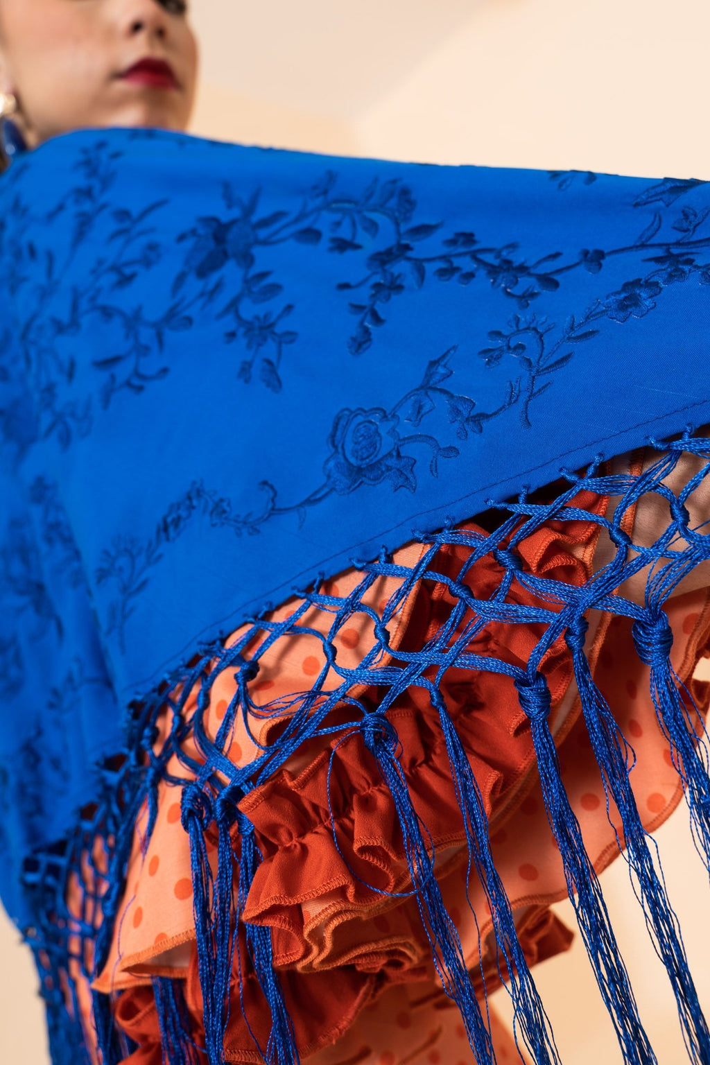 Mantón Azul Bordado Azul